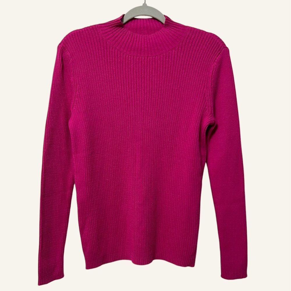 Studio Works Y2K Ribbed Mockneck Sweater NWT Size Medium Fuchsia Pink Fitted